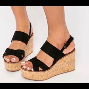 Sam Edelman Destiny Black Wedge